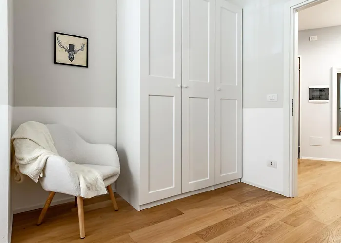 Housmart Massarenti 61 Lägenhet