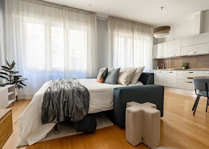 아파트 Housmart Massarenti 61 *